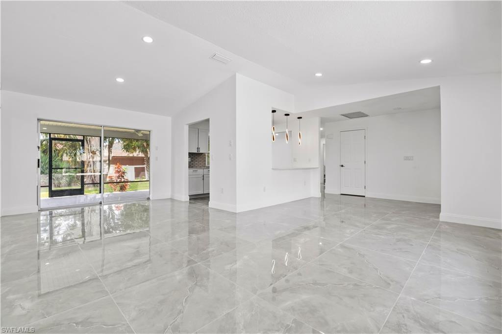 PORT CHARLOTTE - Residential