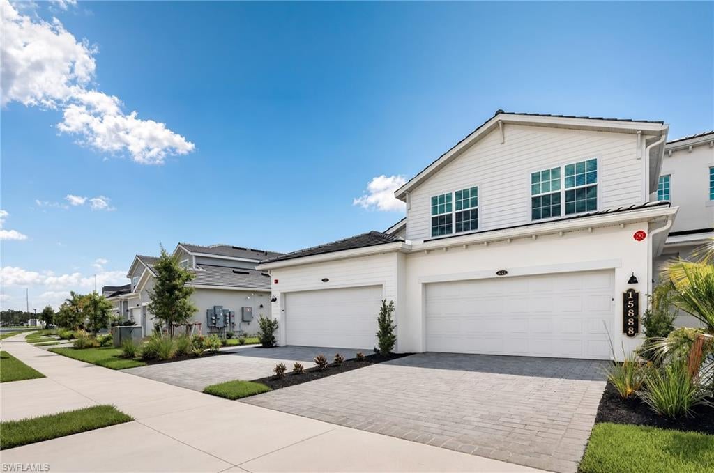 15888 Green Acres AVE 4211