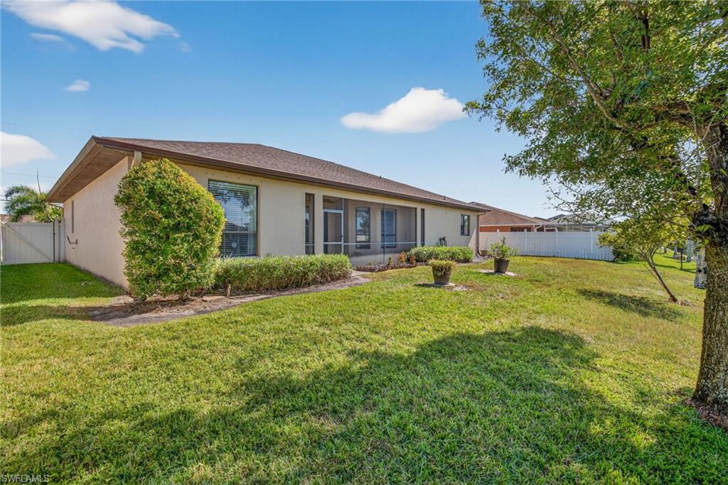 CAPE CORAL - Residential