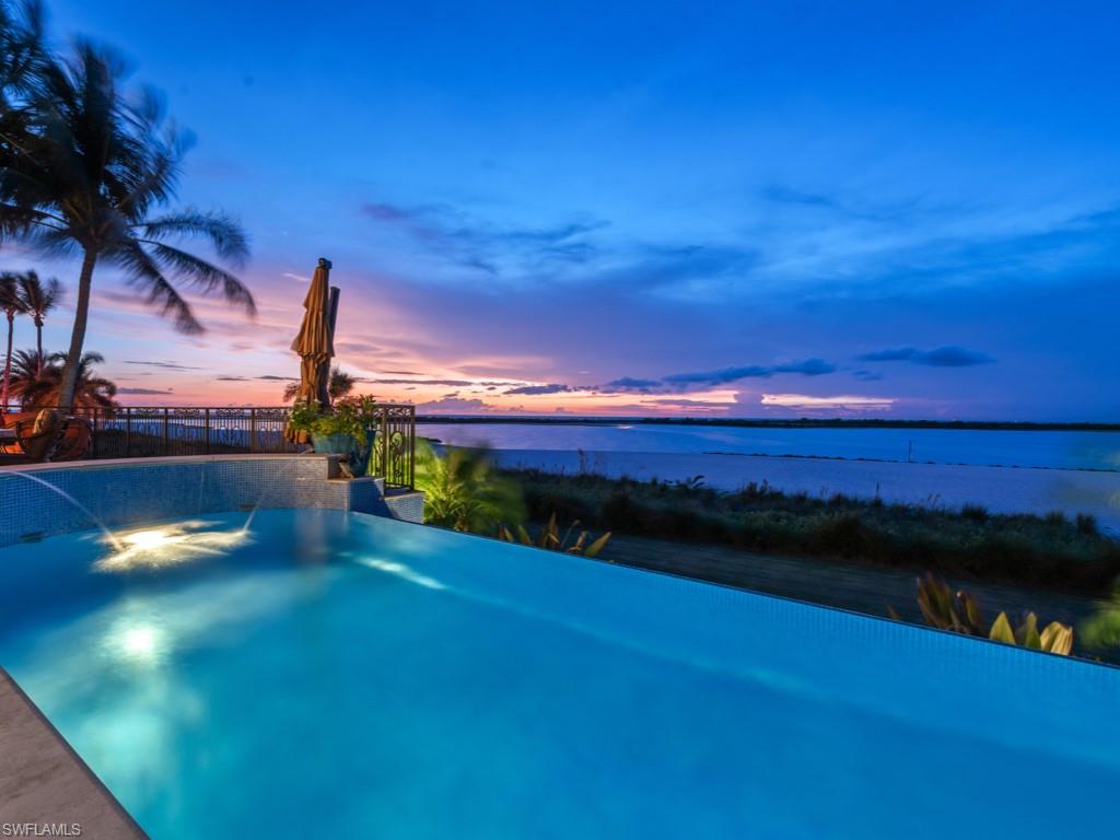 HIDEAWAY BEACH - Residential