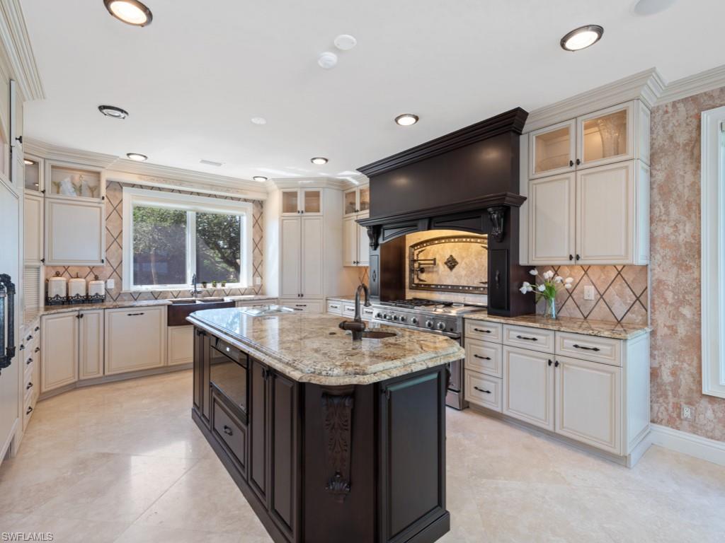 HIDEAWAY BEACH - Residential