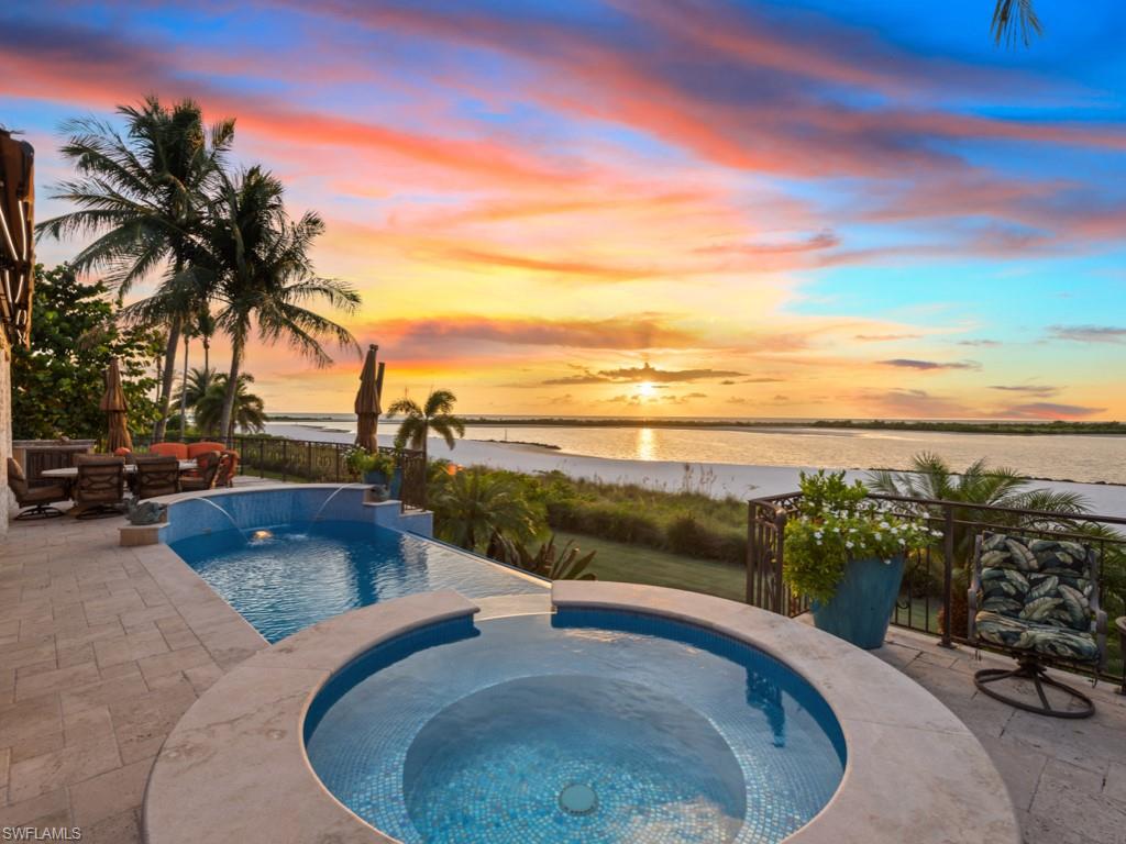 HIDEAWAY BEACH - Residential