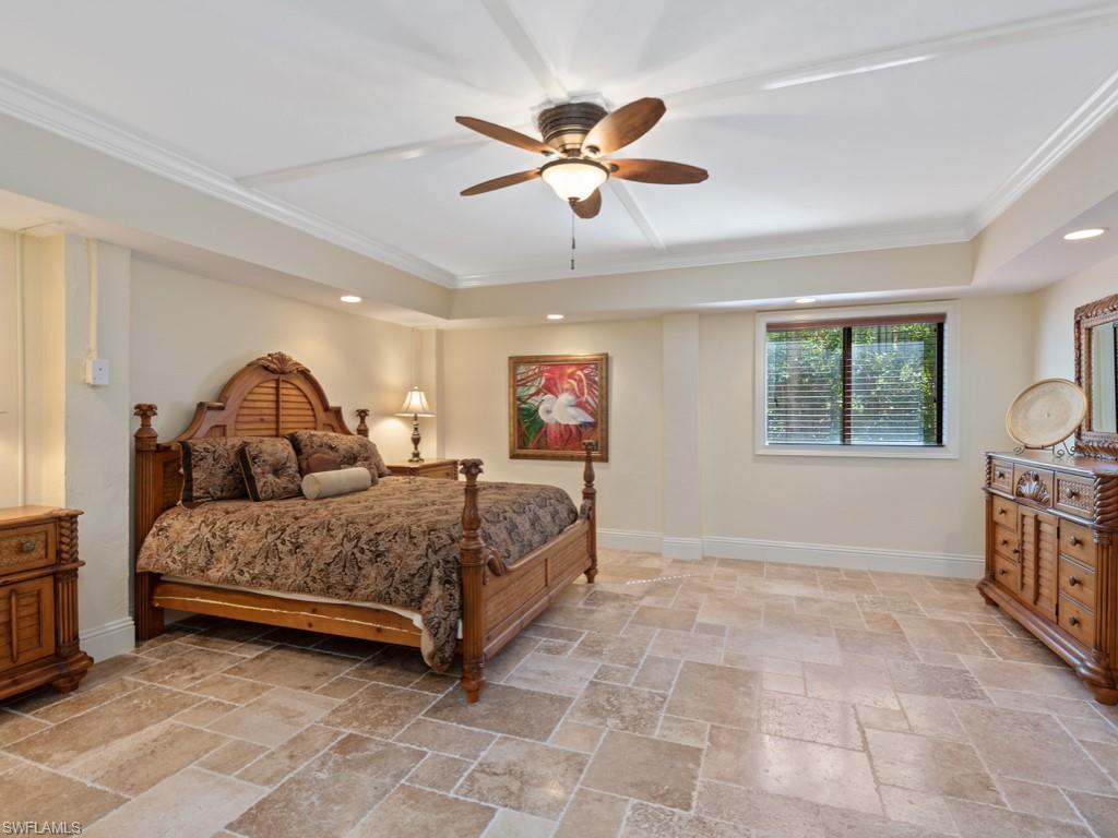 HIDEAWAY BEACH - Residential