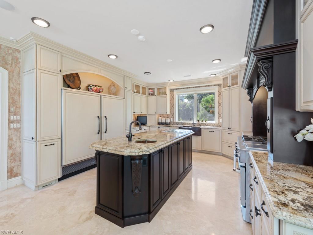 HIDEAWAY BEACH - Residential