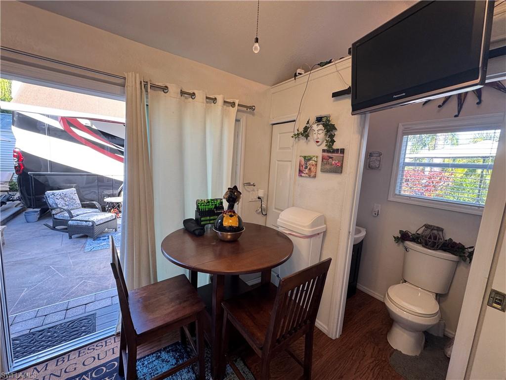 RIVERBEND MOTORCOACH RESORT - Land