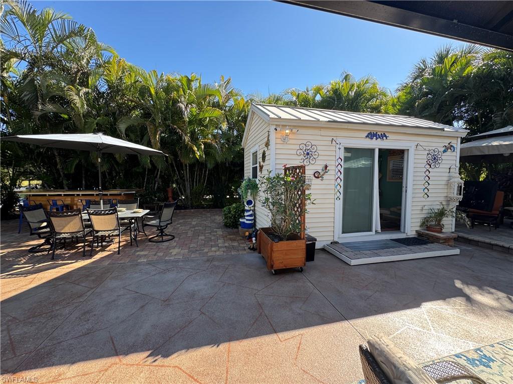 RIVERBEND MOTORCOACH RESORT - Land