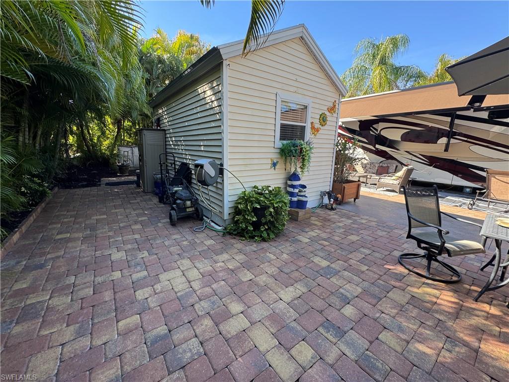 RIVERBEND MOTORCOACH RESORT - Land