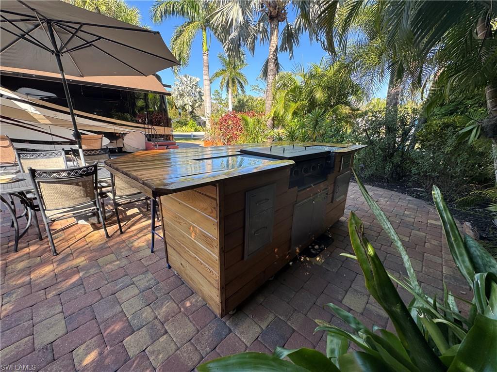 RIVERBEND MOTORCOACH RESORT - Land