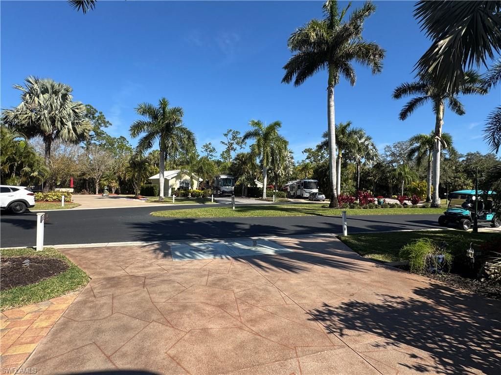 RIVERBEND MOTORCOACH RESORT - Land