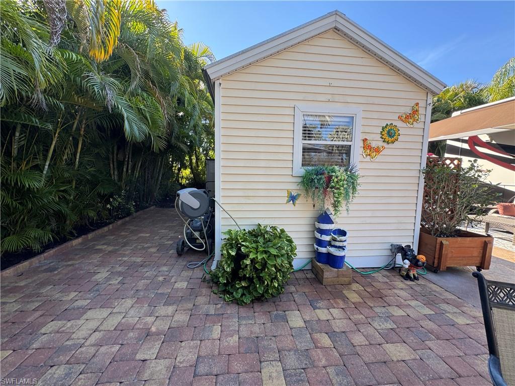 RIVERBEND MOTORCOACH RESORT - Land