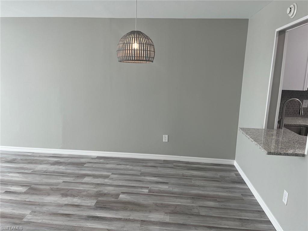 SEVEN LAKES - Residential