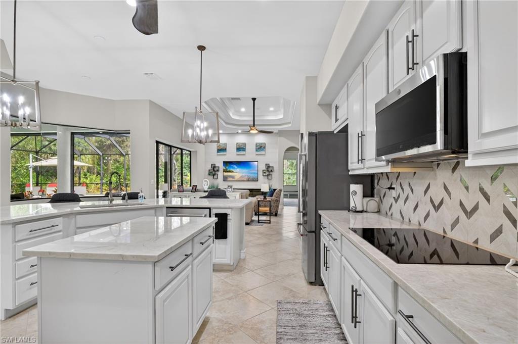 GOLDEN GATE ESTATES - Residential