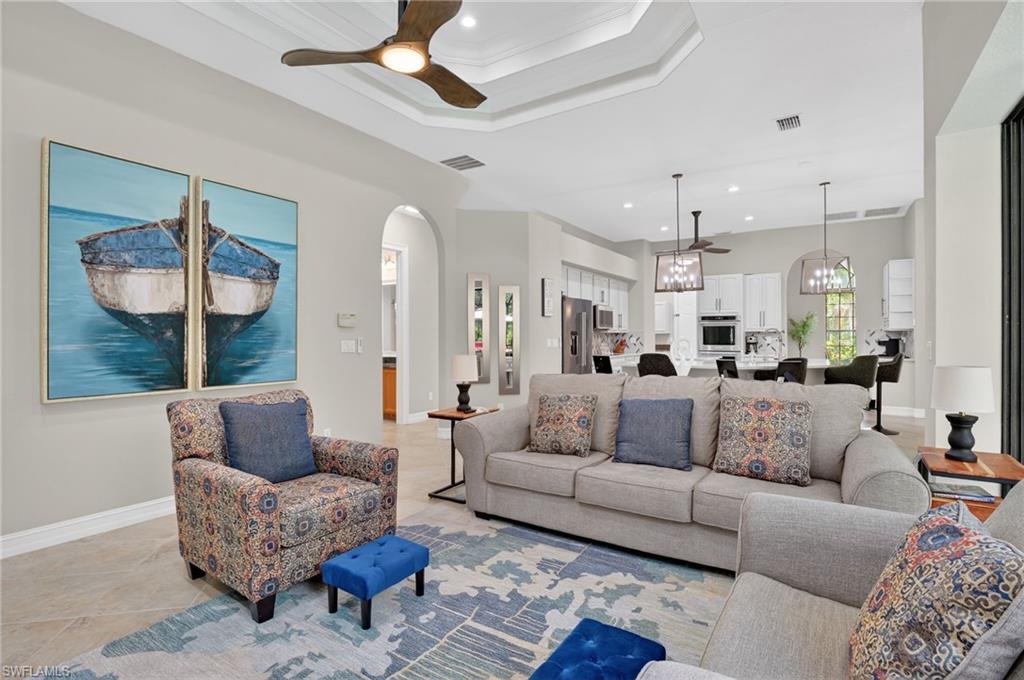 GOLDEN GATE ESTATES - Residential