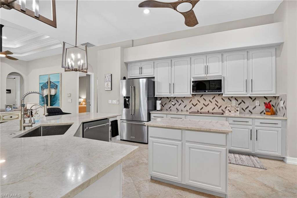 GOLDEN GATE ESTATES - Residential