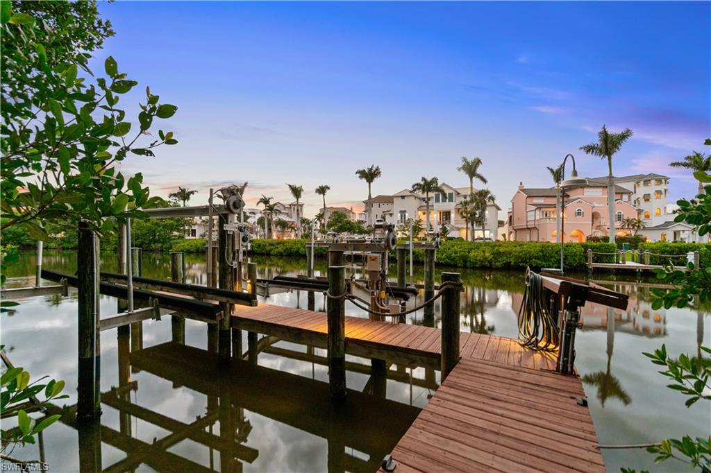 SOUTHPORT ON THE BAY - Residential