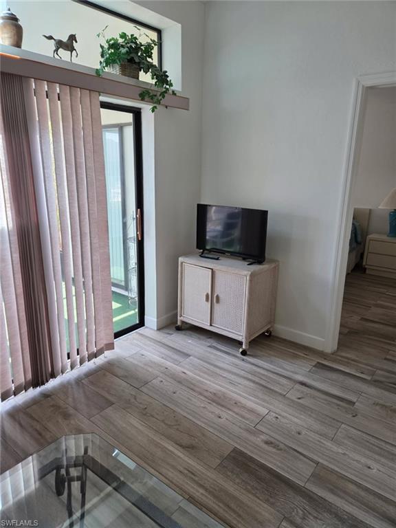 CINNAMON COVE - Residential Lease