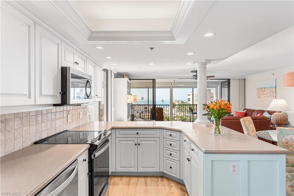 BAY HARBOR CLUB CONDO - Residential