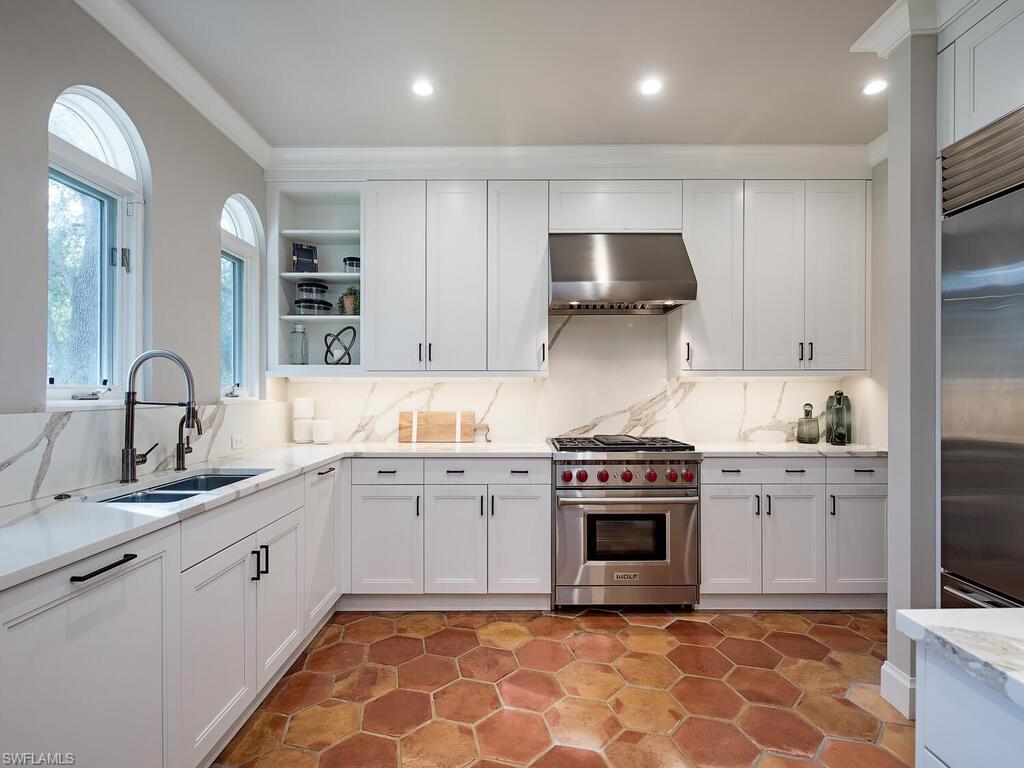 SHADOWMOSS - Residential