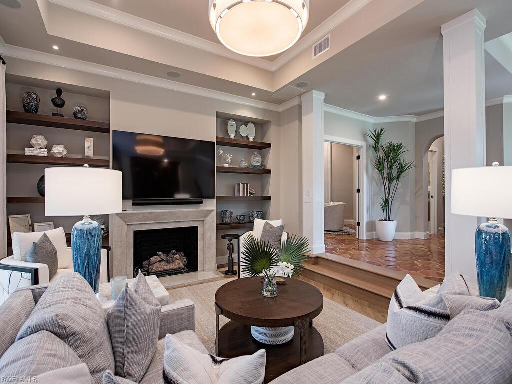 SHADOWMOSS - Residential