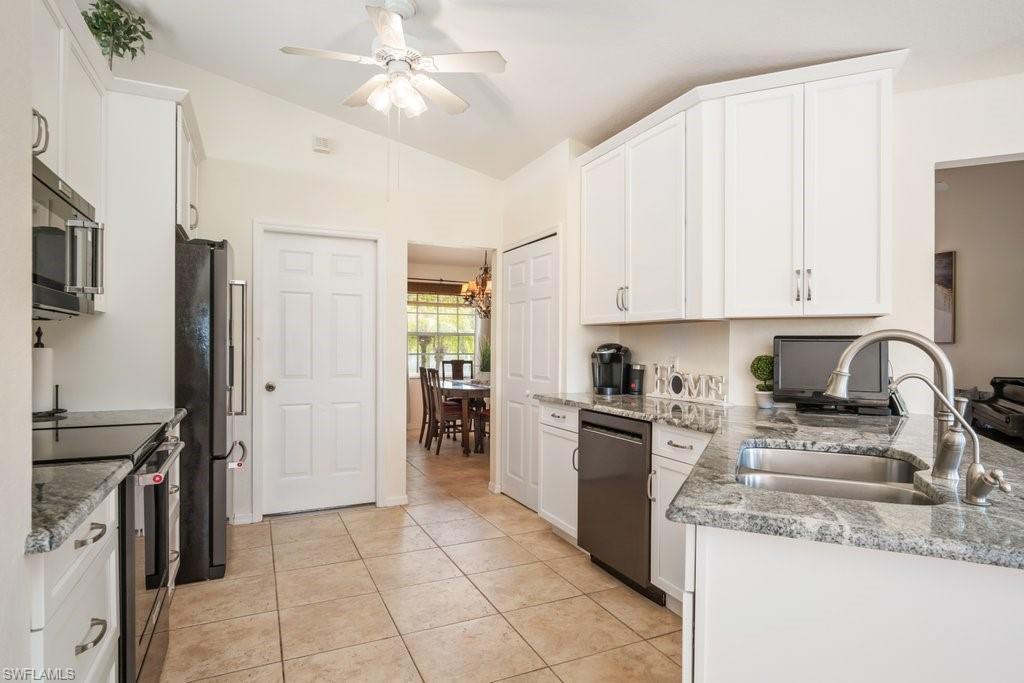 GOLDEN GATE ESTATES - Residential