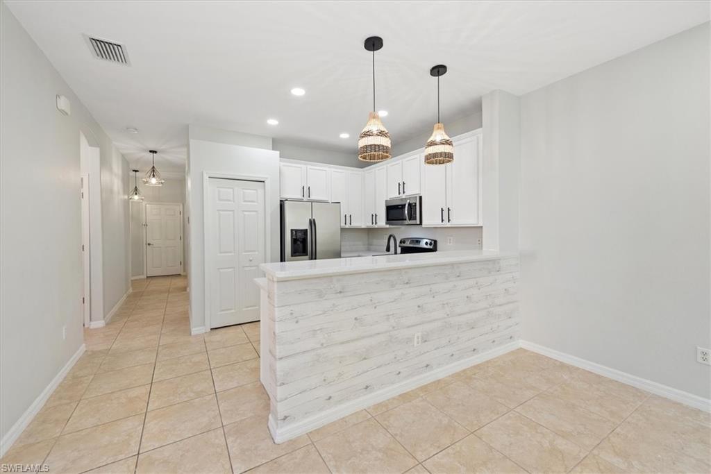 BELLA TERRA - Residential Lease