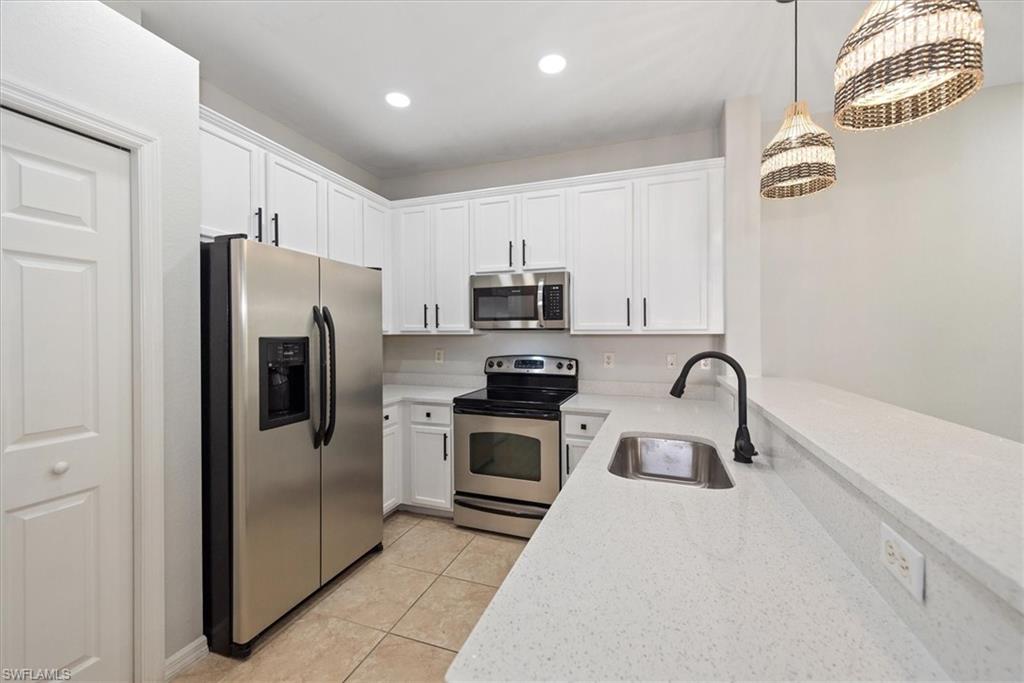 BELLA TERRA - Residential Lease