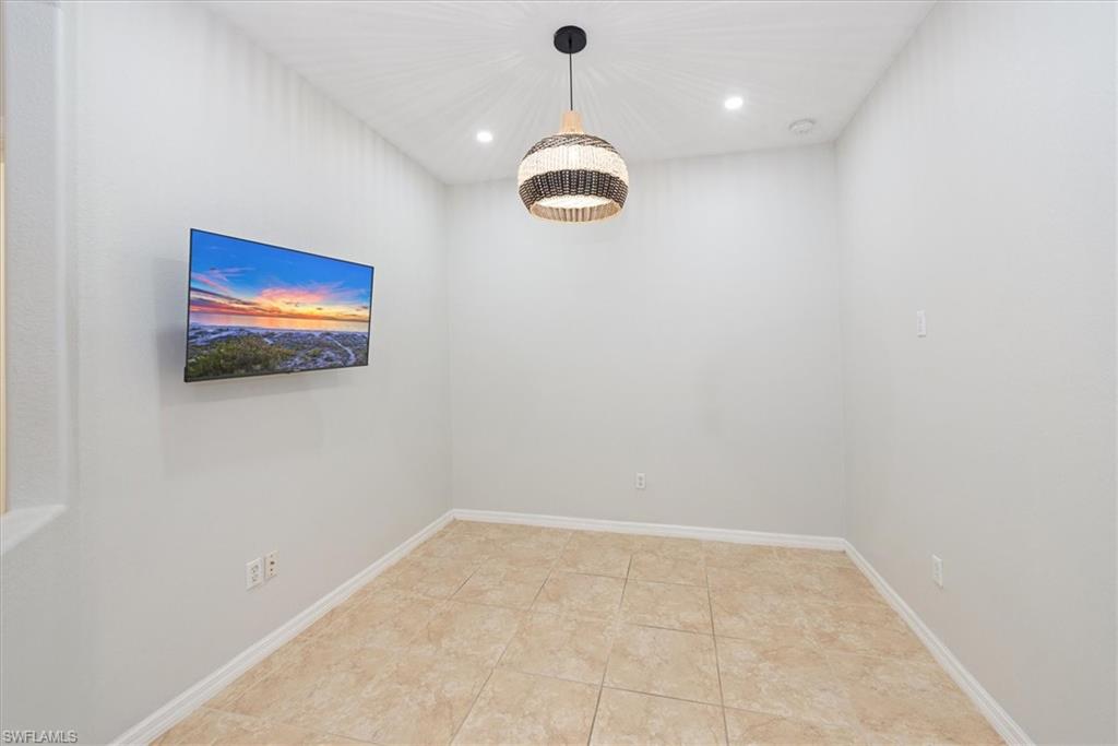 BELLA TERRA - Residential Lease