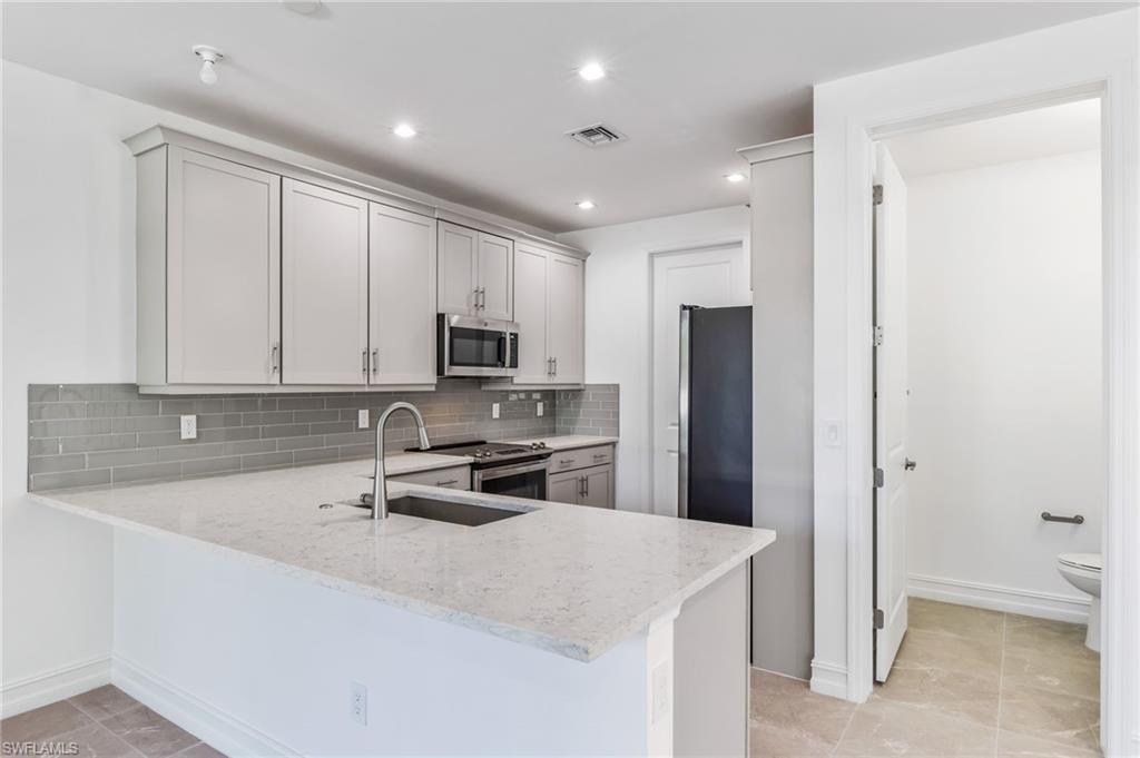 VANDERBILT RESERVE - Residential