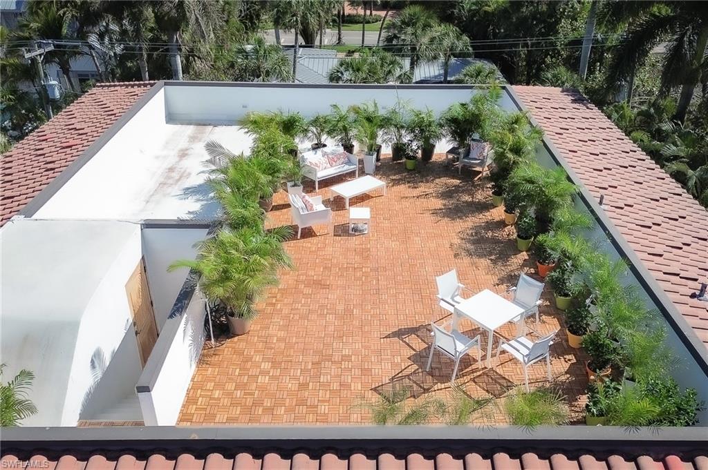 OLDE NAPLES - Residential