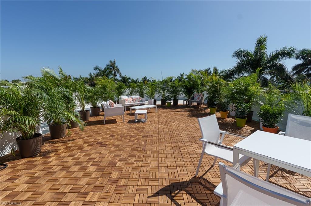 OLDE NAPLES - Residential