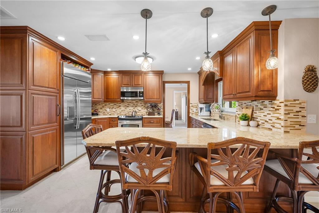 MARCO ISLAND - Residential