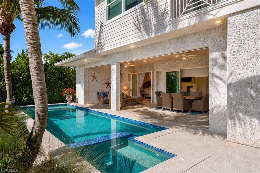 ROYAL HARBOR - Residential