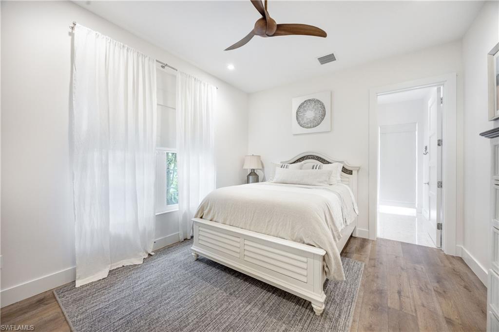 ROYAL HARBOR - Residential