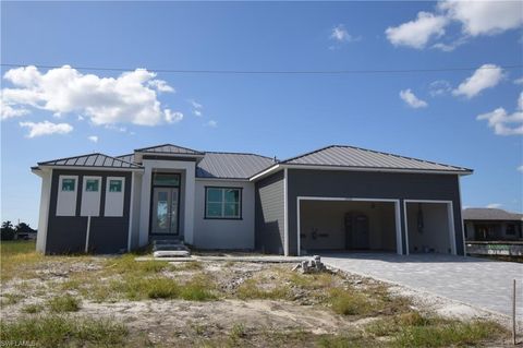 A home in PUNTA GORDA