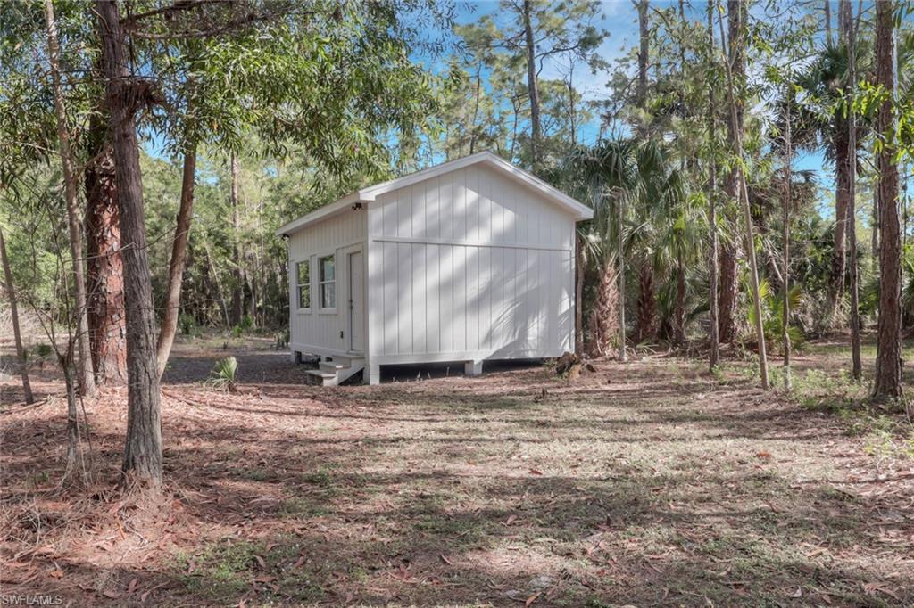 GOLDEN GATE ESTATES - Residential