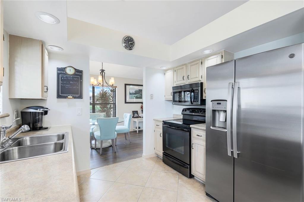 HUNTERS RIDGE - Residential