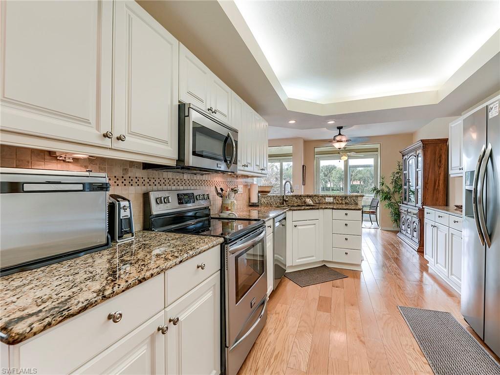 LIGHTHOUSE BAY - Residential