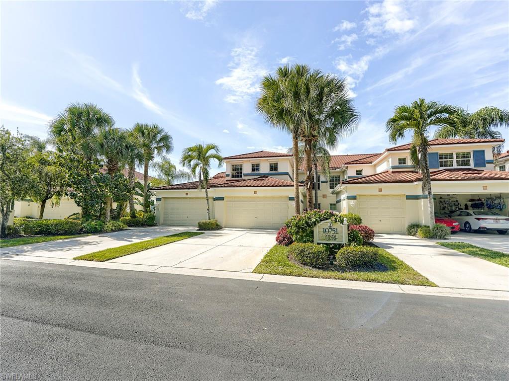 LIGHTHOUSE BAY - Residential