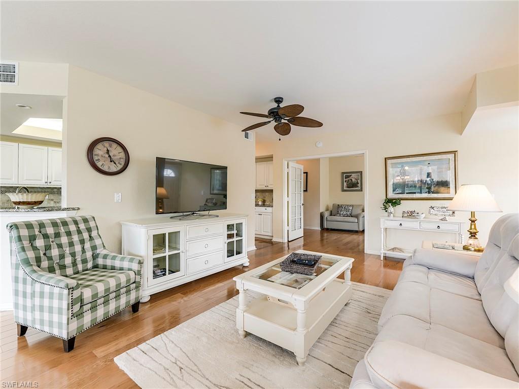 LIGHTHOUSE BAY - Residential