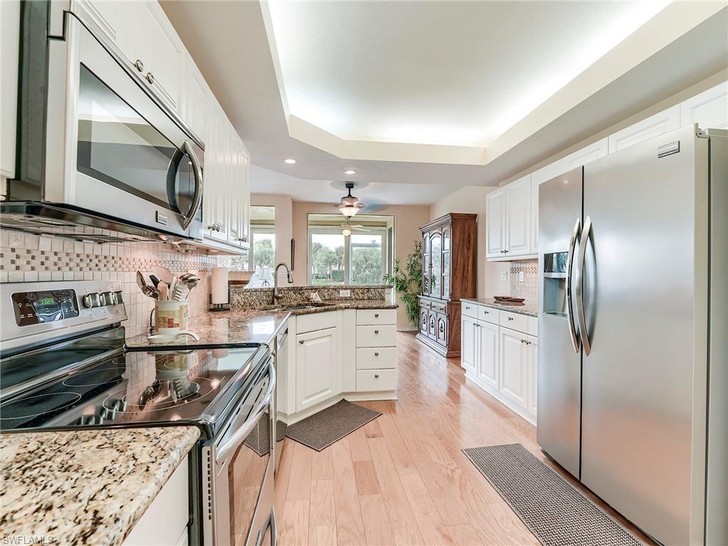 LIGHTHOUSE BAY - Residential