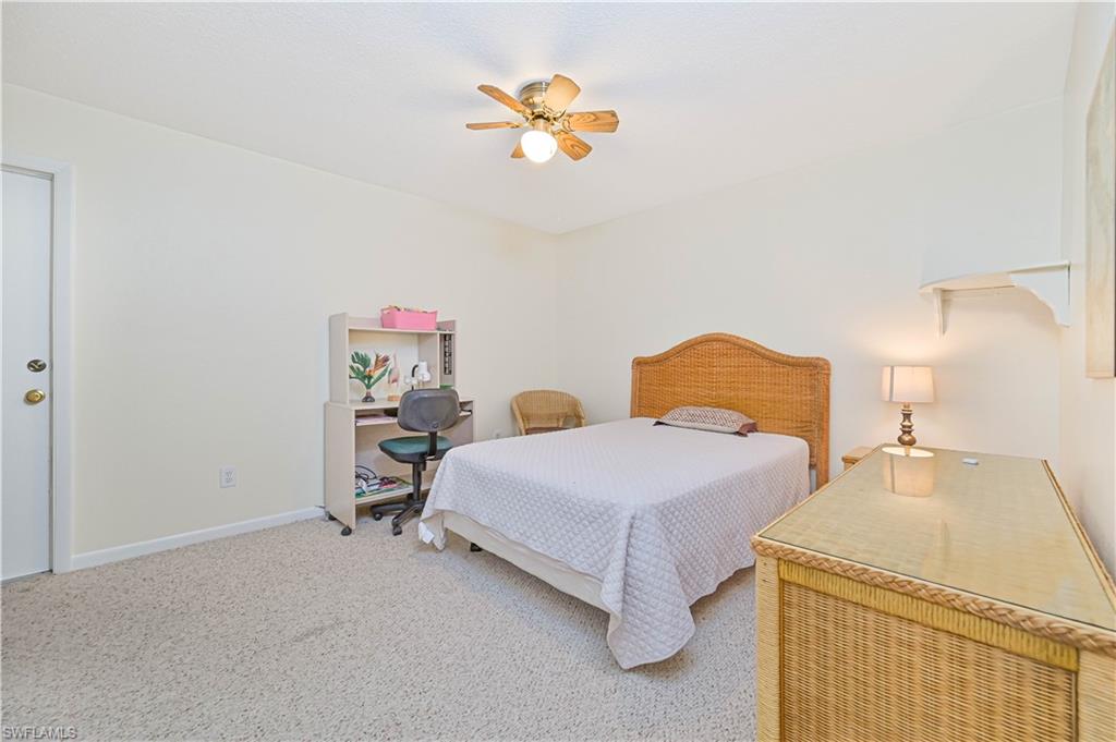 LAKEWOOD VILLAS - Residential Lease