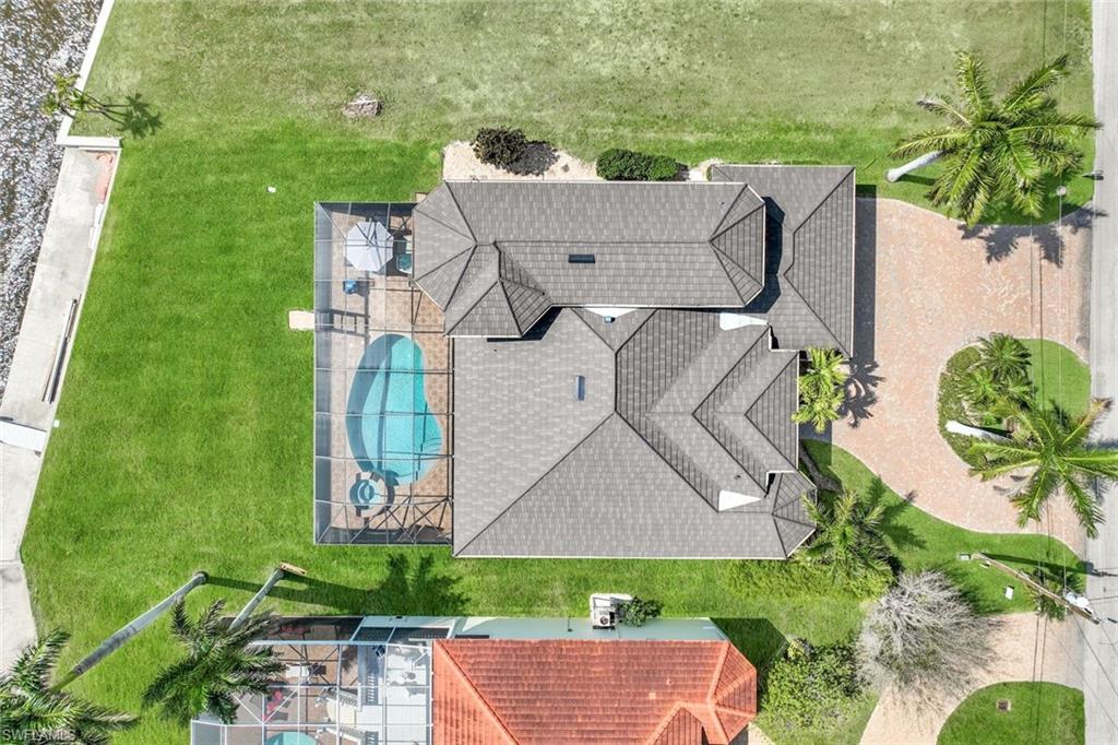 YACHT CLUB - Residential