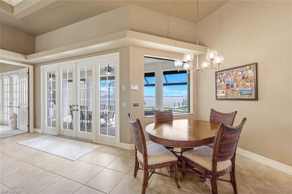 YACHT CLUB - Residential