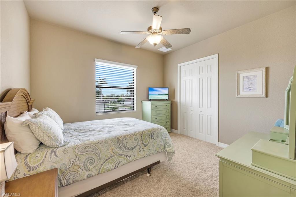 YACHT CLUB - Residential