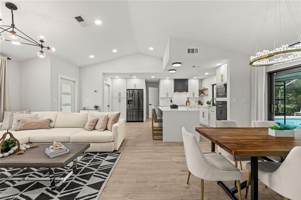 WILLOUGHBY ACRES - Residential