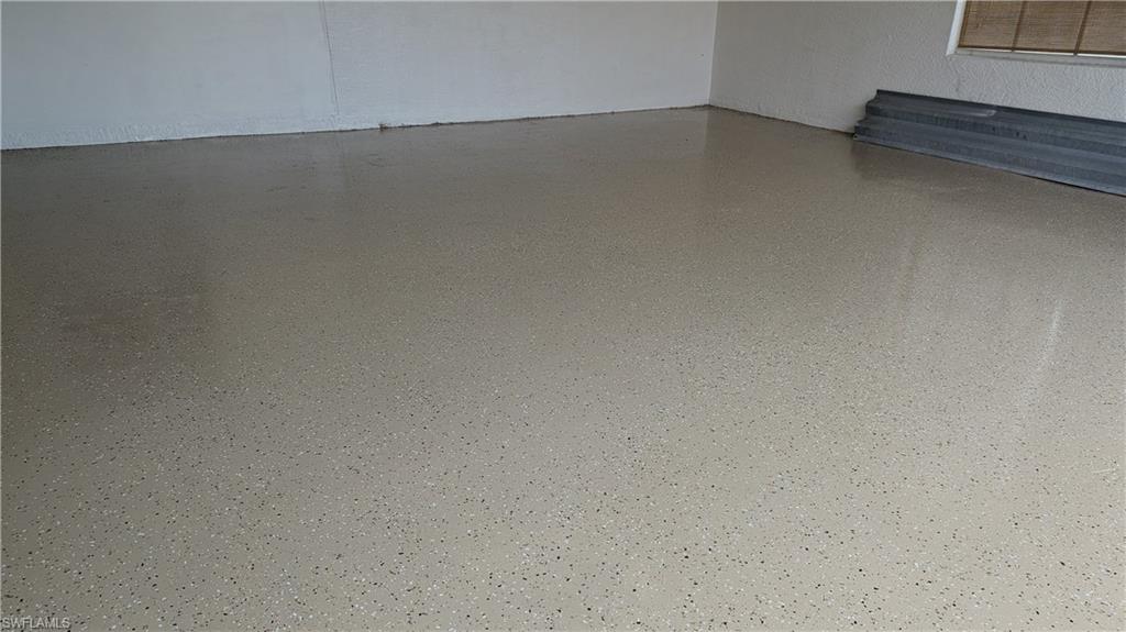 RIVERWATCH - Residential