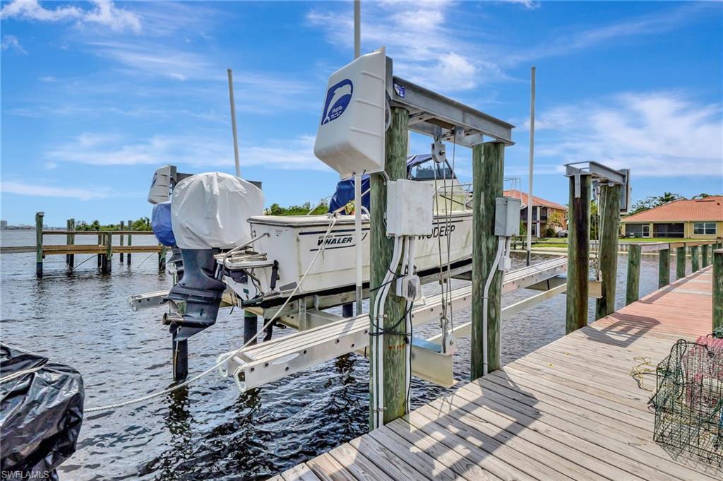 RIVERWATCH - Residential