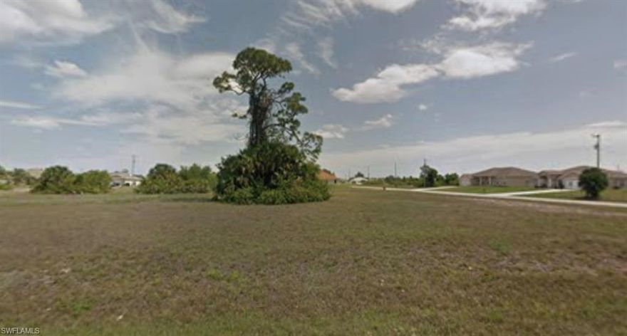 Great location, get this commercial lot (you can also turned as Residential). City of Cape Coral is booming and growing everywhere! Make this lot yours, bring your offer!!