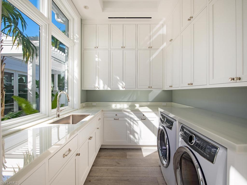 OLDE NAPLES - Residential