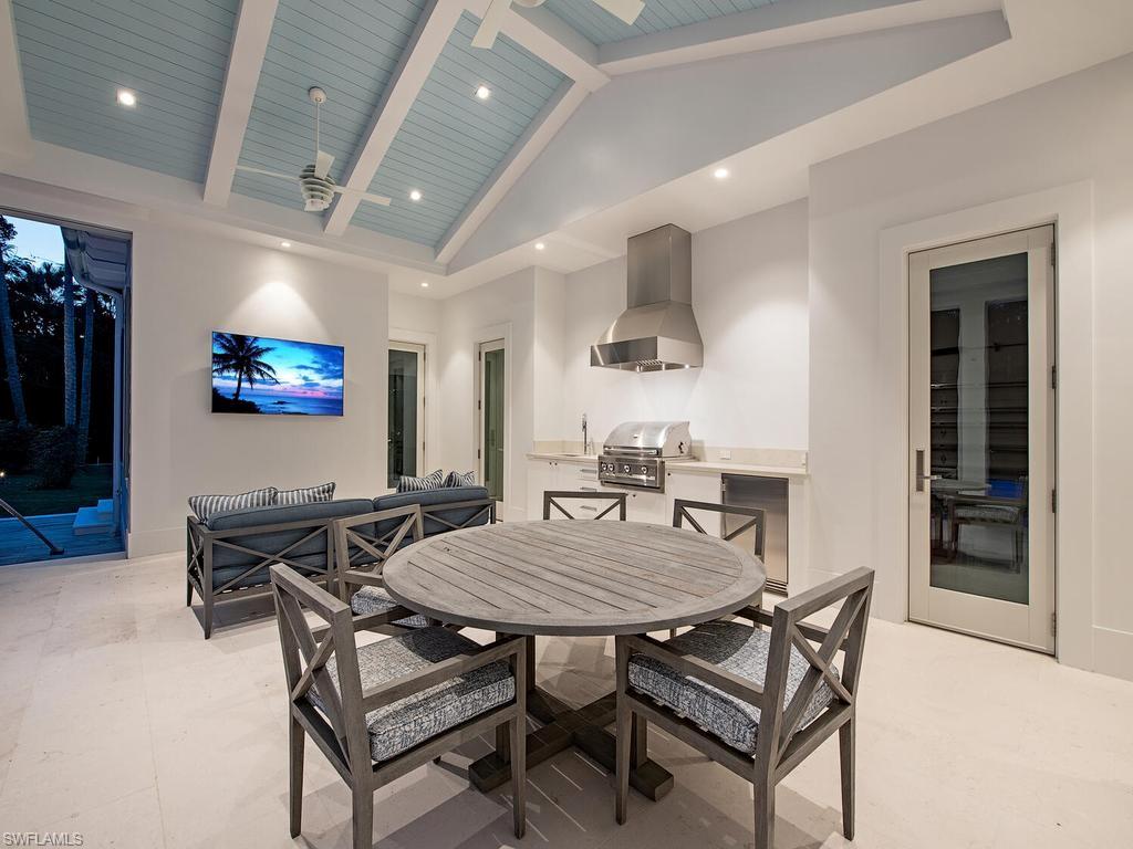 OLDE NAPLES - Residential